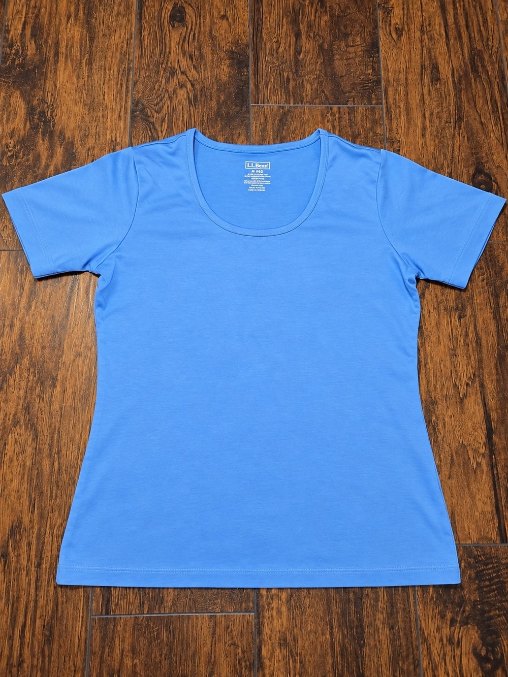 L.L. Bean Women’s Light Blue Scoop Neck Short Sleeve Tee